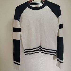Faherty Black and White Striped Women's Sweater